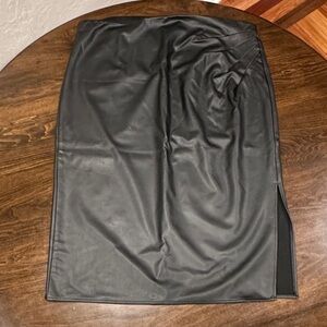 Halogen Black Pencil Skirt